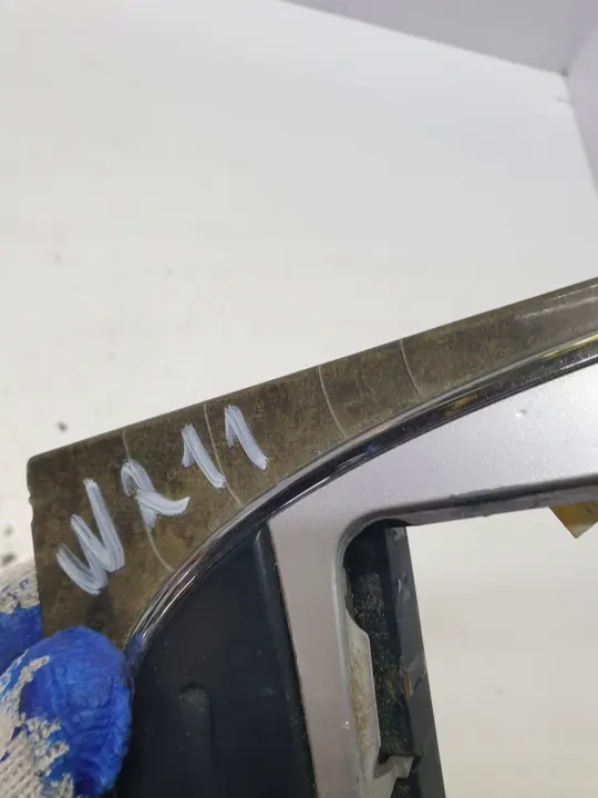 Schalthebelrahmen OEM 2118205410 für Mercedes W211 image 8