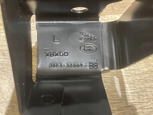 Support de chargement gauche Range Rover Evoque L538 OE J9C3-32267-BB image 4