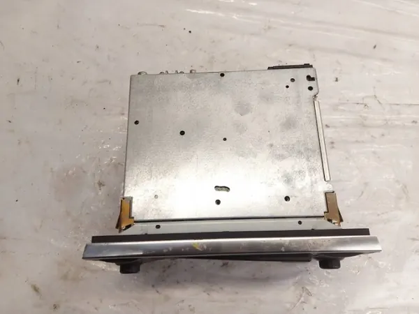 Audi CD-navigationsradio OEM 8E0035192B - Begagnad image 5