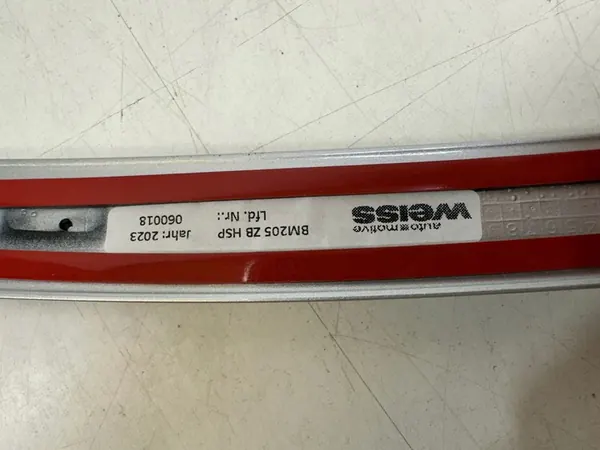 Spoiler Mercedes C-Klass W205 AMG A2057900100 image 9