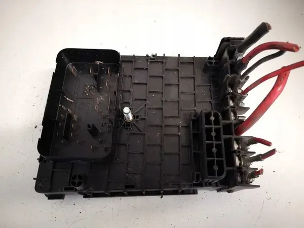 Caixa de fusíveis Volkswagen Passat 2013 1.6L 3c0937125a image 2