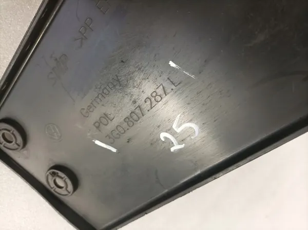 Cornice per targa anteriore Volkswagen Passat B8 OEM 3G0807287L image 3