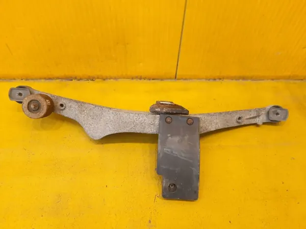 BMW X1 F48 Hinterachsdifferenzialhalterung OEM PHS44674 image 4
