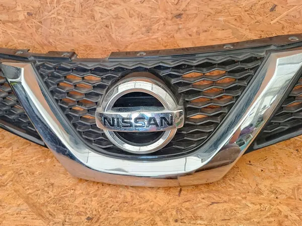 Front Bumper Grill Nissan Qashqai J11 II image 10
