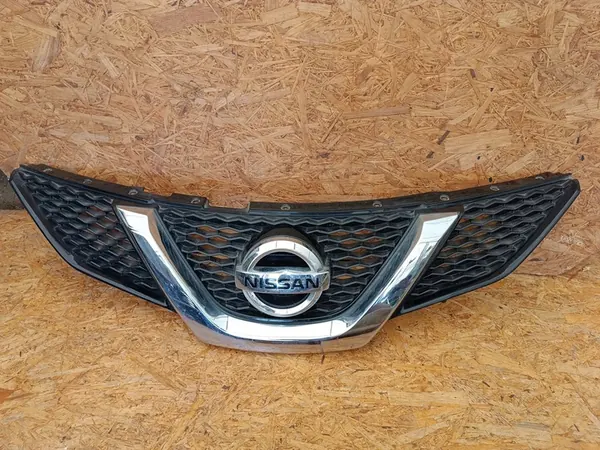Front Bumper Grill Nissan Qashqai J11 II image 2