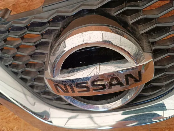 Front Bumper Grill Nissan Qashqai J11 II image 8