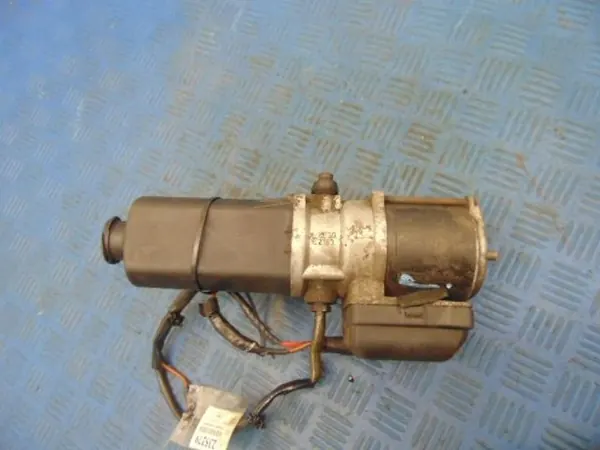 MERCEDES W168 Servostyrningspump A1684660101 image 3