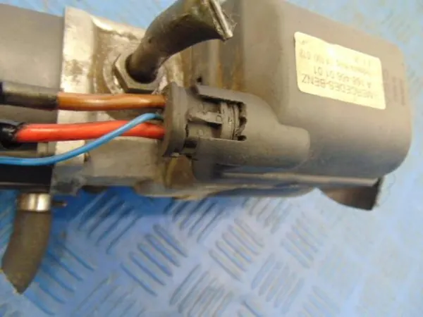 MERCEDES W168 Servostyrningspump A1684660101 image 7