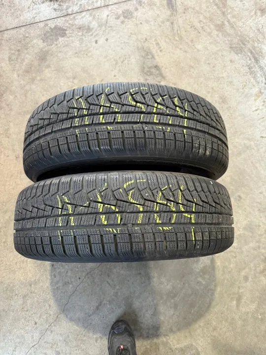 Hankook Winter i*cept evo2 SUV 215/70R16 100T image 2