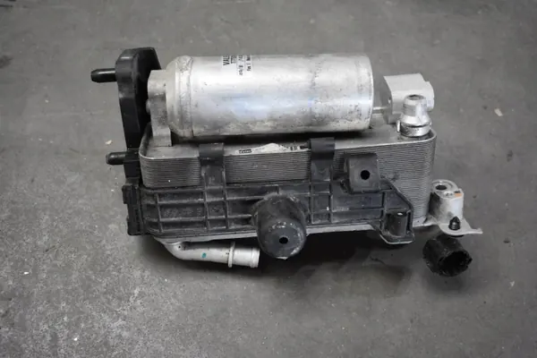 BMW AC Condensor OEM 5A245D9 voor G05 G06 G07 image 2