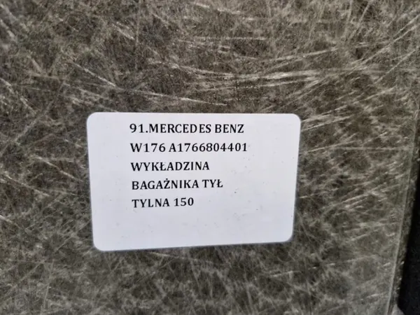 Mercedes-Benz A1766804401 Taka tavaratilan matto image 7