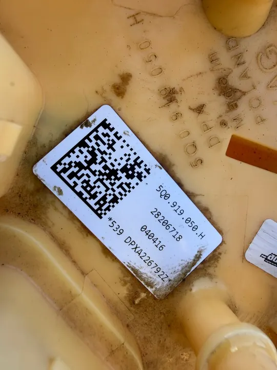 Brandstofpomp 5Q0919050H VW GOLF 7 TDI image 4