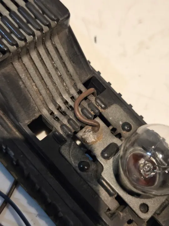 Inserto de Faro Trasero Renault OE Usado image 6