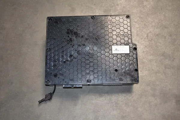 Reservatório de vácuo ideal Porsche 991 1 OEM 99135819103 image 3