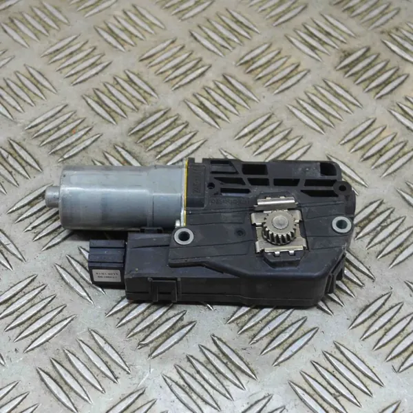 Motor de techo solar OEM 1739614G para Audi A4 Avant 2017 image 3