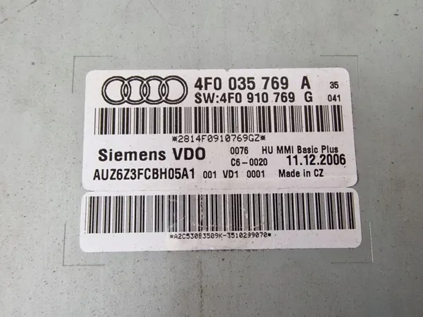 Audi CD-vaihtaja OEM 4F0035769A A6 Avant 2007 image 4