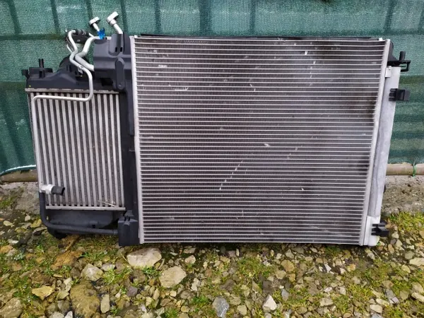 Gebruikte Nissan OE radiator voor Qashqai J11 1.5D/1.2DIG-T image 2