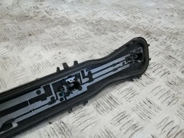 OEM FRE58218 Linker Achterlicht Inzet - Gebruikt image 5