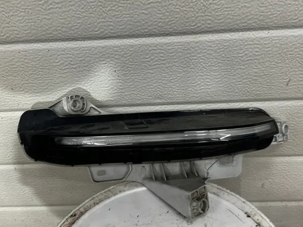 Mazda CX-60 Oikea halogenivalo OEM KAAA51060 image 2