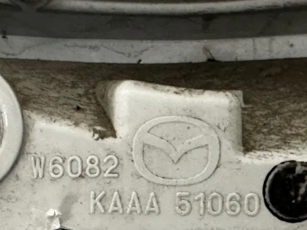 Mazda CX-60 Oikea halogenivalo OEM KAAA51060 image 4