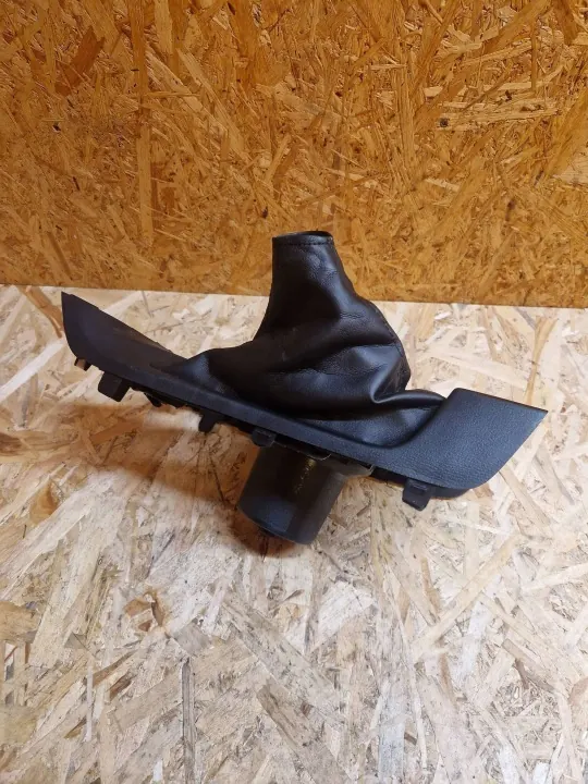 Support de levier de frein à main Mazda CX-5 OEM KE4064433 image 3