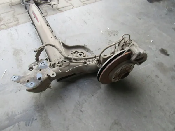 Hinterachsträger HWP6447 für Renault Zoe Lift - Gebraucht image 5
