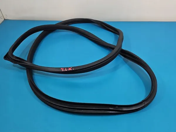 Junta porta traseira esquerda Kia Niro OEM IMPRK1557203 16-22 image 2
