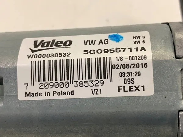 Motor de limpiaparabris trasero VW Passat B8 Kombi 5G0955711A image 4