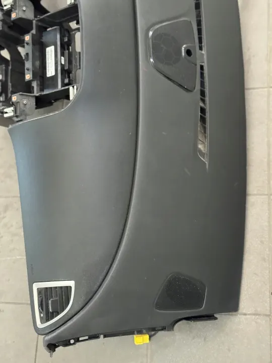 Consola Salpicadero OEM 13301067 SW para Opel Astra J image 3