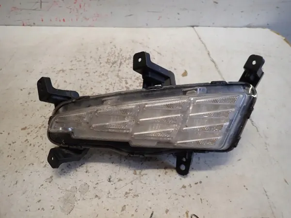 Farol esquerdo halogéneo OEM 92207-G4600 para Hyundai i30 image 2