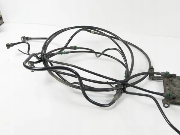 Tuyau de refroidisseur de carburant Peugeot 5008 09-13 1.6 HDI image 8