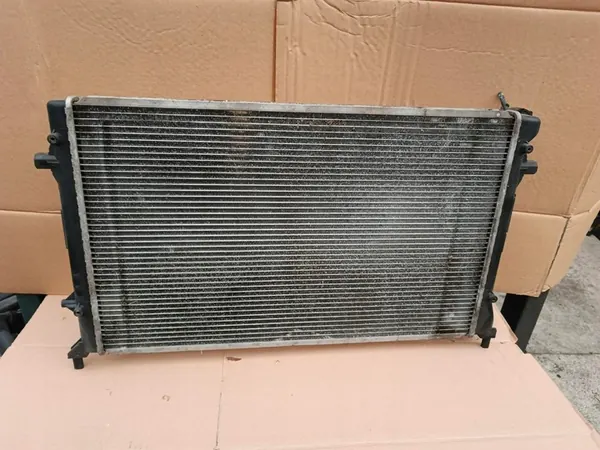 Radiador de agua VW GOLF 6 PASSAT B7 SEAT SKODA AUDI 1.6 MPI image 3