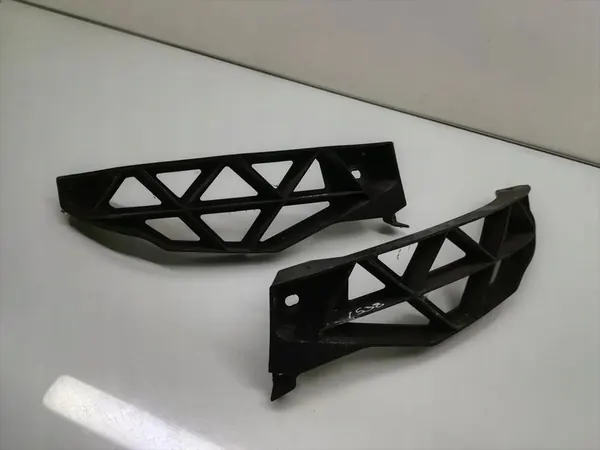 Supporto paraurti posteriore Skoda Octavia 2011 Hatchback image 8