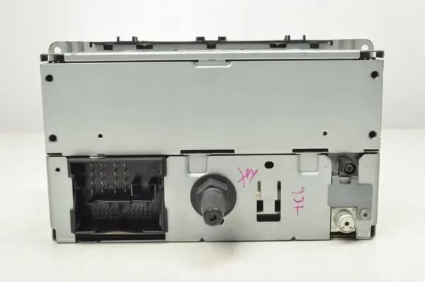 Ford OEM 8M5T-18C939-LD Radio Sony DAB & MP3:llä image 9