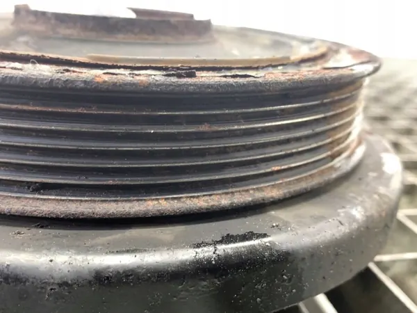 OEM 139811-10 Kampiakselin hihnapyörä BMW F16 3.0 image 3