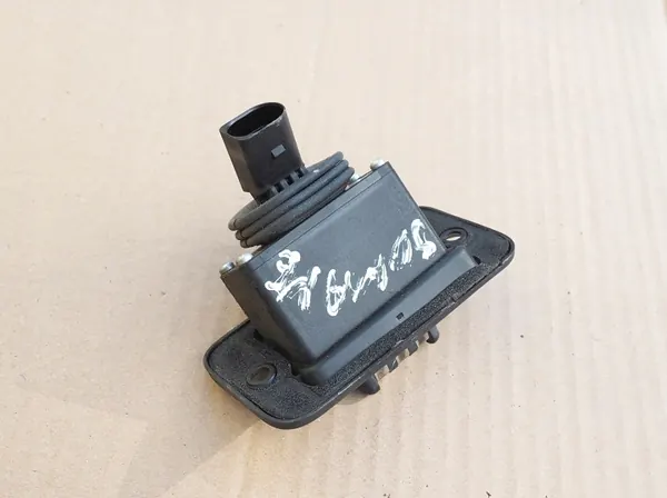 VW Caddy 3 Interrupteur Porte Coulissante OEM 2K0907438 image 5