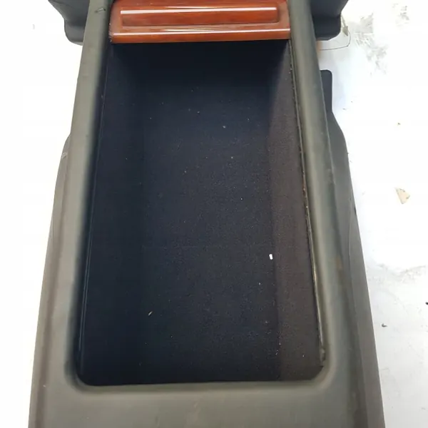 Guardaobjetos Mercedes-Benz OEM A2208400574 Usado image 6