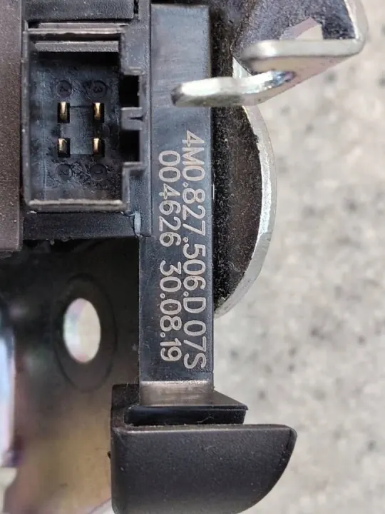 Takaluukun lukko OEM 5TA827887C02 Skoda Superb III:lle image 6