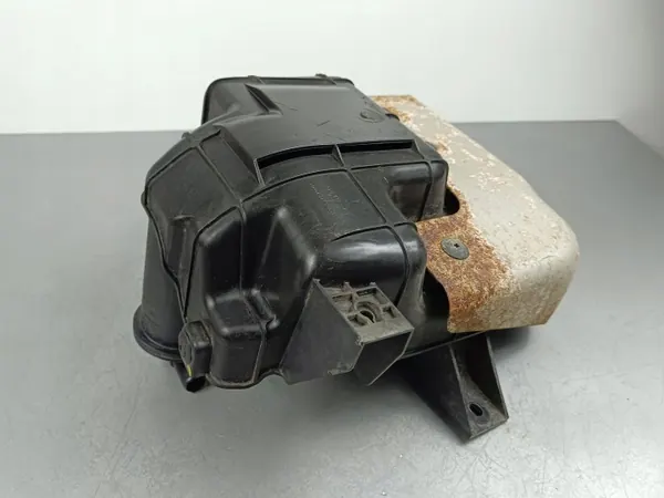 Hyundai Kona 2018 Brandstofdampfilter OEM 31400J9100 image 3