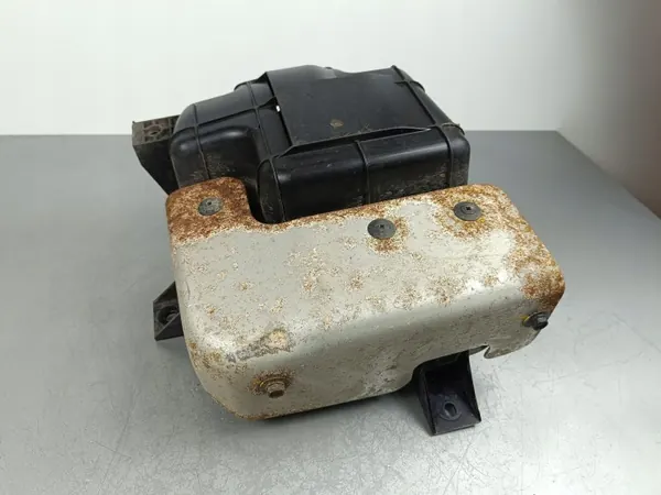 Hyundai Kona 2018 Brandstofdampfilter OEM 31400J9100 image 6