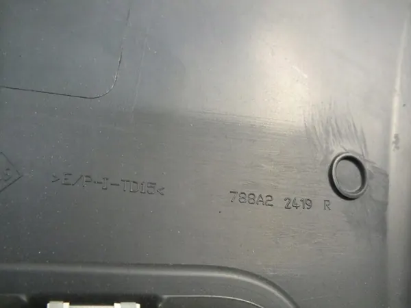 Cubre guardabarros Dacia Lodgy OEM 788A22419R image 3