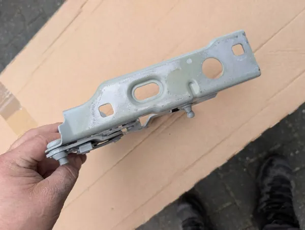 Pièce Porsche OE 9Y0823302D d'occasion - Compatible image 4