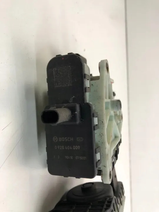 Mercedes AdBlue-pomp OEM 0928404016 - Gebruikt image 10