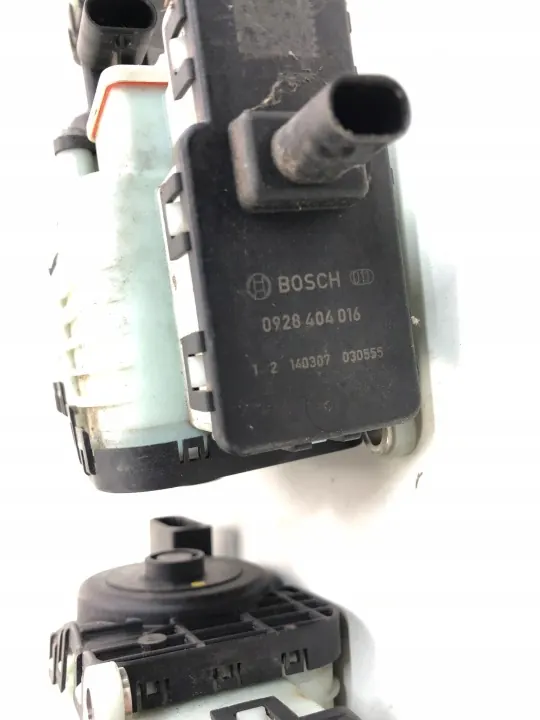 Mercedes AdBlue-pomp OEM 0928404016 - Gebruikt image 8
