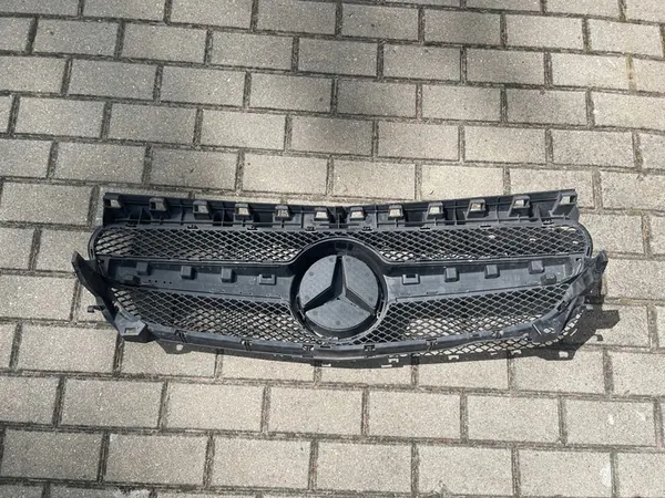 Griglia AMG GLA Mercedes Originale image 4