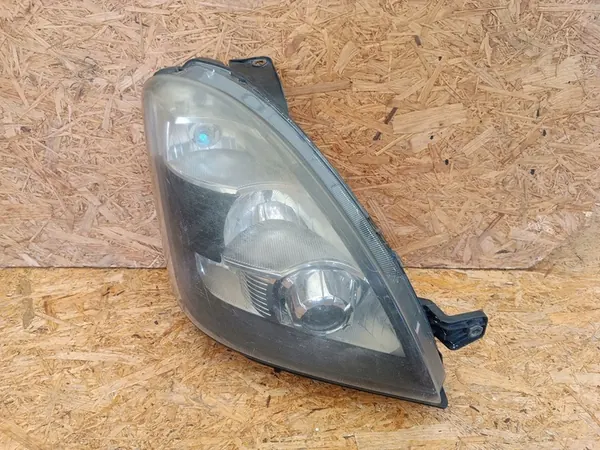 Farol Dianteiro Direito Iveco Daily IV III 2006- OEM 69500010 image 2