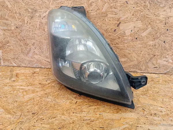 Farol Dianteiro Direito Iveco Daily IV III 2006- OEM 69500010 image 9