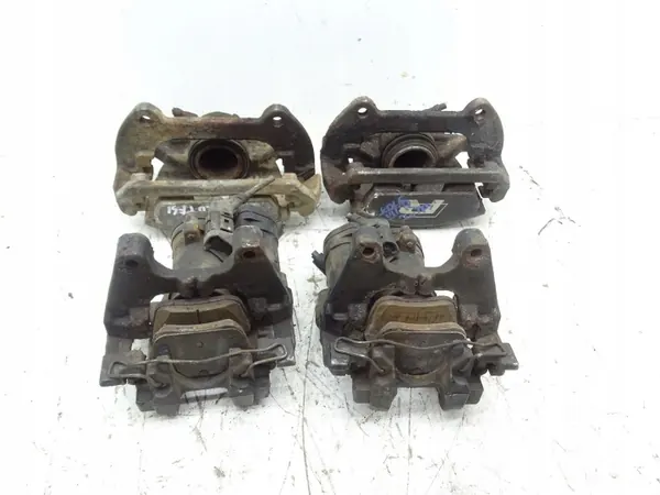OEM Remklauwen Voor & Achter voor VW Golf VII R image 4