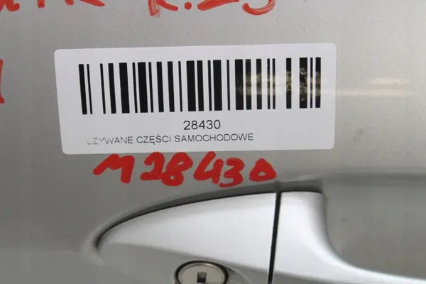 Puerta delantera derecha OEM 375483190 Ford Fiesta MK7 image 10
