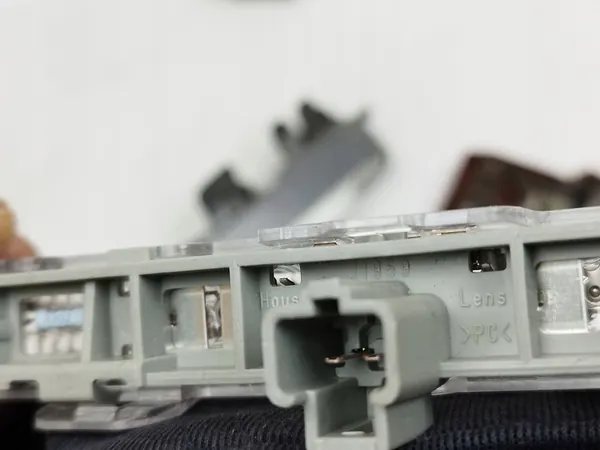 Luz de Parada Adicional TOYOTA YARIS (_P9_) 11959 image 5